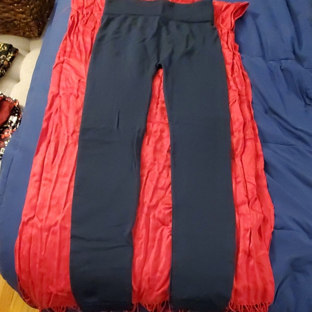 NWOT navy blue leggings